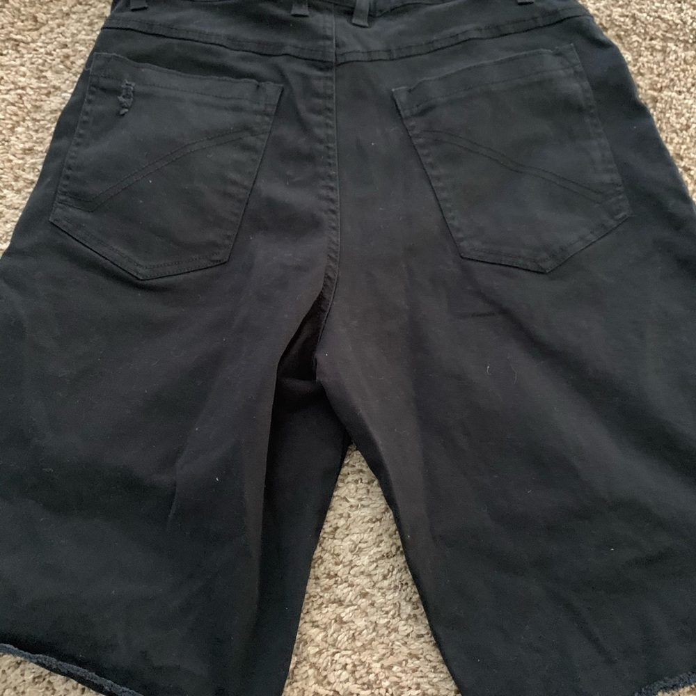 Boys shorts - Size 16 - Picture 4 of 5